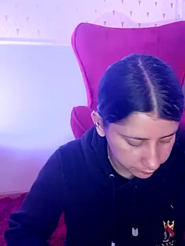 LunaDamasco online show from 04/21/26, 03:13