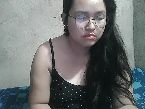 Snapshot of wildchinita00 chatting on 05/14/26, 08:26 wildchinita00 online show from 05/14/26, 08:26