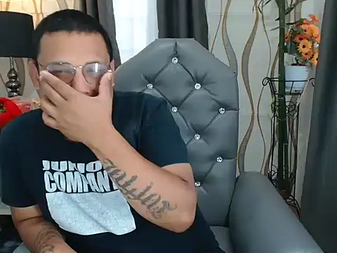 Snapshot of victoriacock69 chatting on 02/19/26, 06:31 victoriacock69 online show from 02/19/26, 06:31