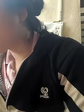 Snapshot of MayEva_ly chatting on 02/19/26, 07:48 MayEva ly online show from 02/19/26, 07:48