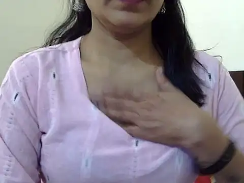 Snapshot of Bhabhi_rani chatting on 02/22/26, 07:19 Bhabhi rani online show from 02/22/26, 07:19