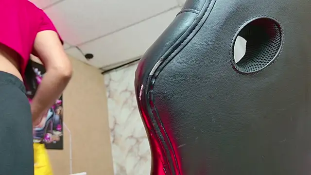 QueenSallyDesire online show from 04/15/26, 03:13