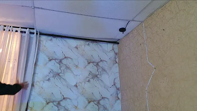 QueenSallyDesire online show from 04/21/26, 03:13