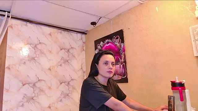 QueenSallyDesire online show from 04/23/26, 02:57