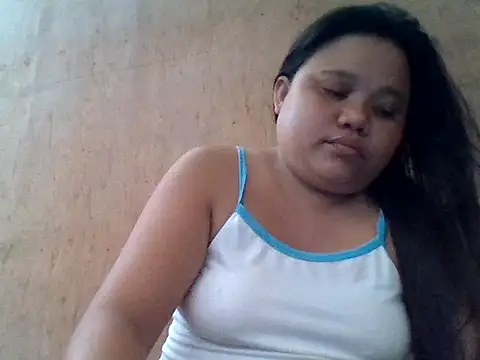 Snapshot of sweetlyn31 chatting on 05/06/26, 05:25 sweetlyn31 online show from 05/06/26, 05:25