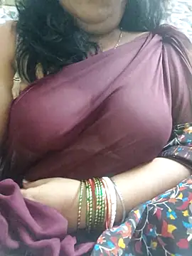 Snapshot of Pujajana5454 chatting on 07/31/26, 04:50 Pujajana5454 online show from 07/31/26, 04:50