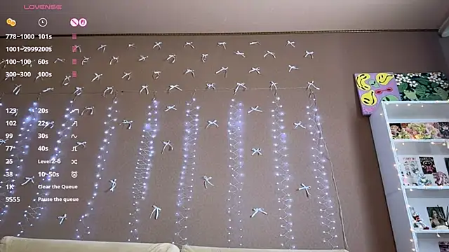 SoraCat online show from 04/23/26, 12:29