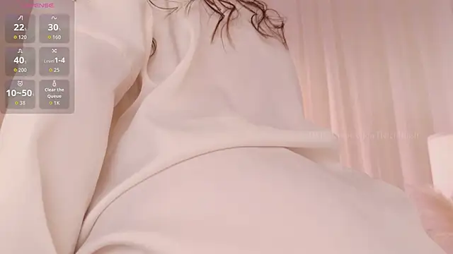 Scarlet Muse  online show from 05/30/26, 11:07