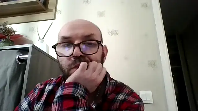 Snapshot of Florent1307 chatting on 02/24/26, 09:13 Florent1307 online show from 02/24/26, 09:13