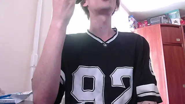 Samuel Skywalker online show from 06/05/26, 09:15