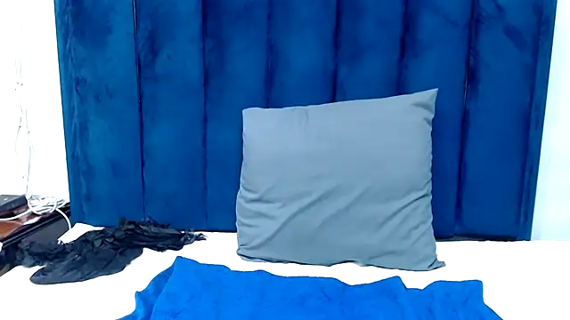 CrazeAss online show from 03/22/26, 06:11