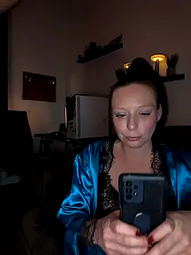 Snapshot of ZaramourXMrX chatting on 02/19/26, 08:16 ZaramourXMrX online show from 02/19/26, 08:16