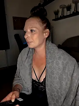 ZaramourXMrX online show from 04/24/26, 07:27