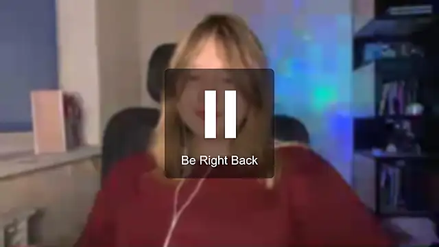 TomikoPfau online show from 04/19/26, 06:10