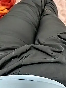 Snapshot of smallthickdick115 chatting on 02/19/26, 01:51 smallthickdick115 online show from 02/19/26, 01:51