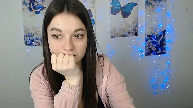 Snapshot of LolaLush_X chatting on 02/24/26, 02:15 LolaLush X online show from 02/24/26, 02:15