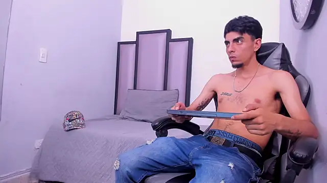 Endrick-23 online show from 03/21/26, 04:06