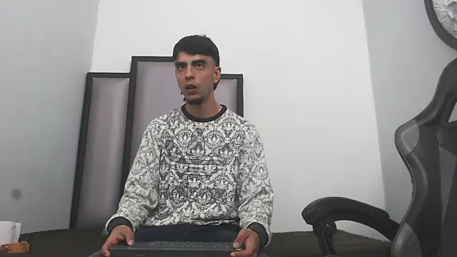 Endrick-23 online show from 03/27/26, 03:45