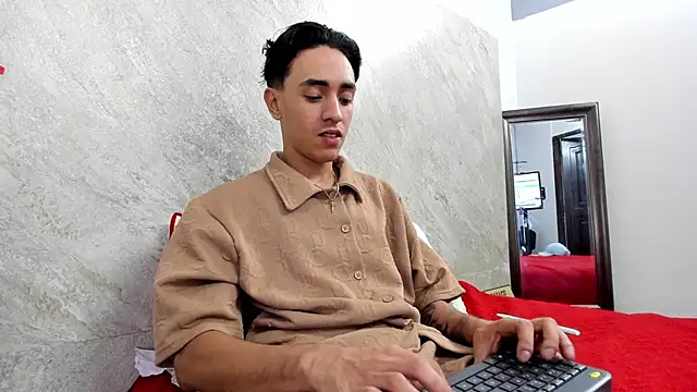 Snapshot of Mick-lollipop chatting on 02/26/26, 07:57 Mick-lollipop online show from 02/26/26, 07:57