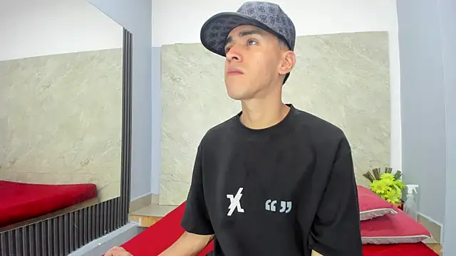 Mick-lollipop online show from 04/22/26, 07:48