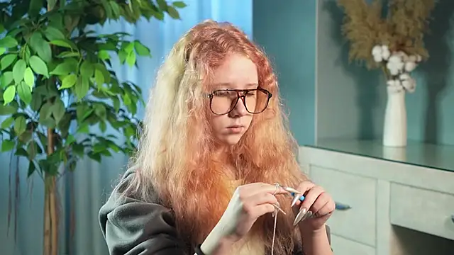 Snapshot of AmalElway chatting on 02/25/26, 09:08 AmalElway online show from 02/25/26, 09:08