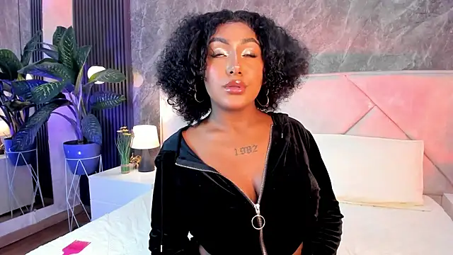 Emma Dancer online show from 04/17/26, 01:36