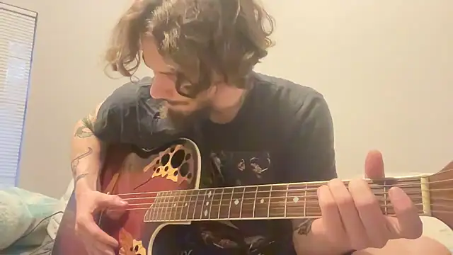 Snapshot of Marz1981zraM chatting on 03/04/26, 12:44 Marz1981zraM online show from 03/04/26, 12:44