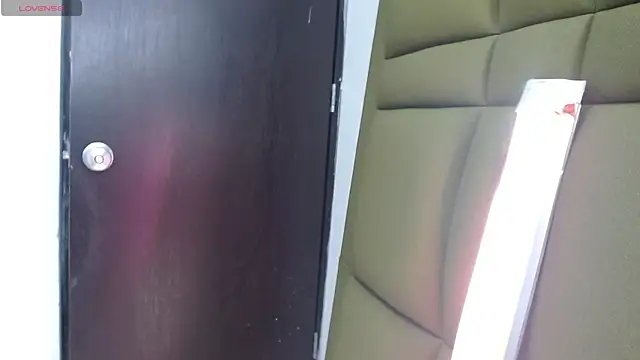 mia0207 online show from 02/21/26, 04:41