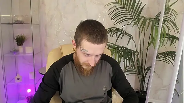 Snapshot of RockyLeen chatting on 03/01/26, 10:56 RockyLeen online show from 03/01/26, 10:56