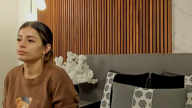 Amara Velvet  online show from 05/31/26, 04:25