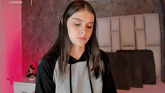 lya gomez online show from 03/18/26, 02:58