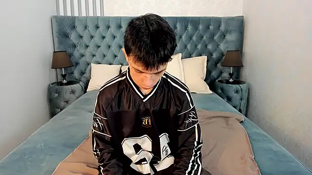 ClarkBev online show from 04/22/26, 11:56