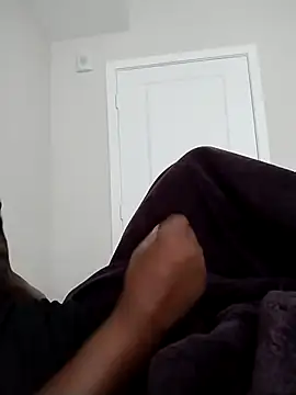 makeherfeelg online show from 03/31/26, 02:06