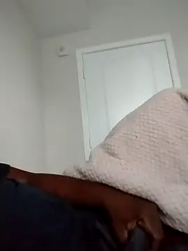 makeherfeelg online show from 04/13/26, 12:21