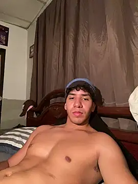 Alejandrososas online show from 05/29/26, 04:32