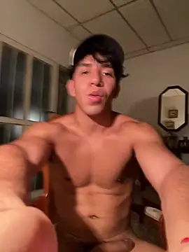 Alejandrososas online show from 06/05/26, 05:07