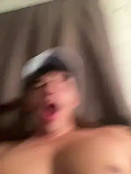 Alejandrososas online show from 07/02/26, 02:22