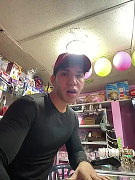 Alejandrososas online show from 08/03/26, 01:27