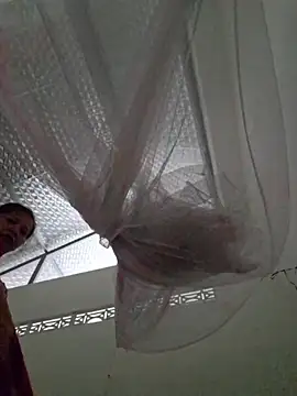 Snapshot of kieuqueen92 chatting on 03/01/26, 12:23 kieuqueen92 online show from 03/01/26, 12:23