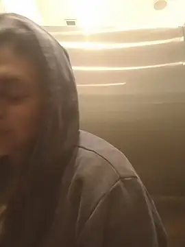 mar coral2 online show from 04/17/26, 04:21