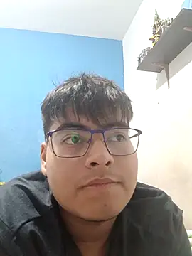 Snapshot of danyboyfat chatting on 02/26/26, 01:26 danyboyfat online show from 02/26/26, 01:26