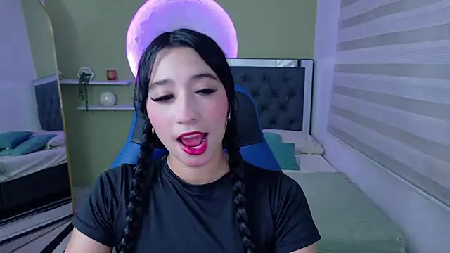 ivvoncute online show from 06/06/26, 02:05