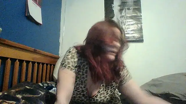 Snapshot of Sexymilf6992 chatting on 02/24/26, 01:47 Sexymilf6992 online show from 02/24/26, 01:47