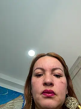 Viictoria-Jones online show from 04/03/26, 09:51