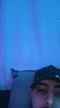 SantiagoHincapiie online show from 03/02/26, 08:43