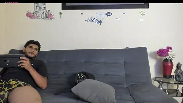 heteros hot  online show from 04/07/26, 10:09