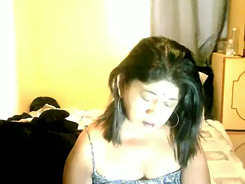 IndianPleasures21 online show from 04/20/26, 09:56