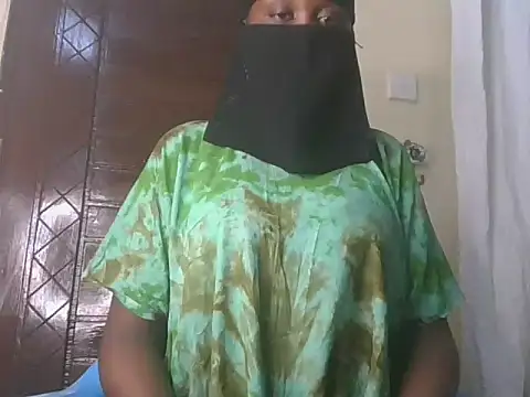 Snapshot of sweetchocolatey-puss chatting on 02/21/26, 07:04 sweetchocolatey-puss online show from 02/21/26, 07:04