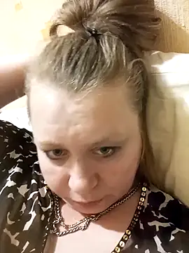 KiraStanton online show from 04/09/26, 06:24