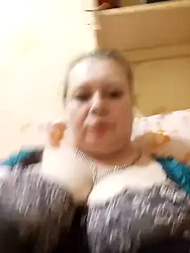 KiraStanton online show from 04/19/26, 06:43